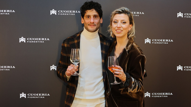 Elisa Meini, Cuoieria Fiorentina: "Unsere Werte sind unser Kompass" - Elisa Meini, Mitglied der Inhaberfamilie und Head of Design bei Cuoieria Fiorentina, mit Ehemann und Vertriebsleiter Gregorio Ristori - Quelle: Cuoieria Fiorentina